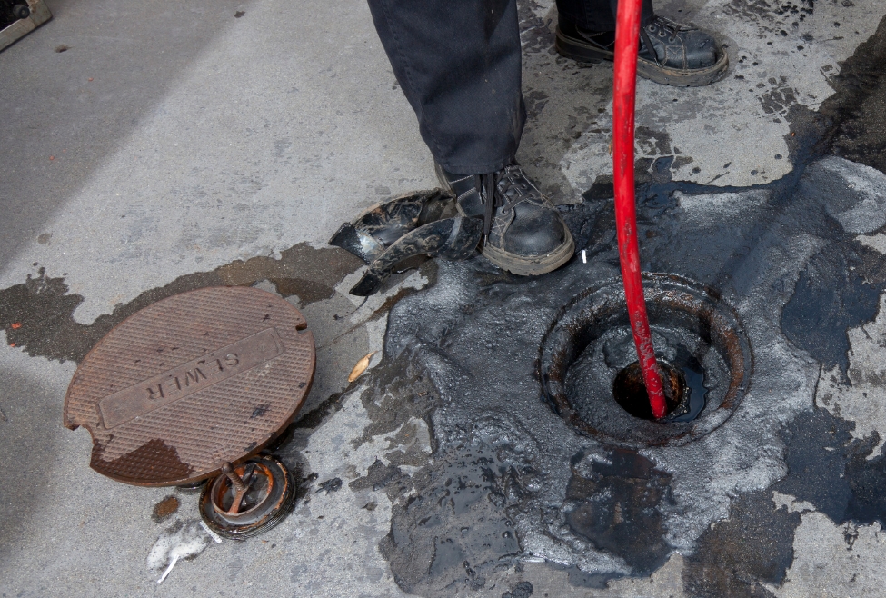 Home Plumbers from Flow Pro Plumbing hydro jetting a clogged pipe underground, using high-pressure water for professional drain cleaning, sewer line clearing, and effective pipe unclogging services in Brentwood, CA. Call now for help with best method for cleaning drains, how to clean clogged drains, drain cleaning services near me, hydro jetting service Brentwood, sewer line cleaning near me, professional drain unclogging, best way to remove drain blockages, pipe cleaning solutions, plumbing services near me, Flow Pro Plumbing drain services, clogged kitchen sink repair, shower drain cleaning near me, main sewer line cleaning, how to clear slow drains, high-pressure drain cleaning, emergency drain cleaning service, drain snaking vs hydro jetting, eco-friendly drain cleaners, drain maintenance tips, local plumber for drain issues, affordable drain cleaning near me, plumbing repair in Antioch, Oakley drain cleaning, Discovery Bay plumbing services, pipe cleaning experts Brentwood.