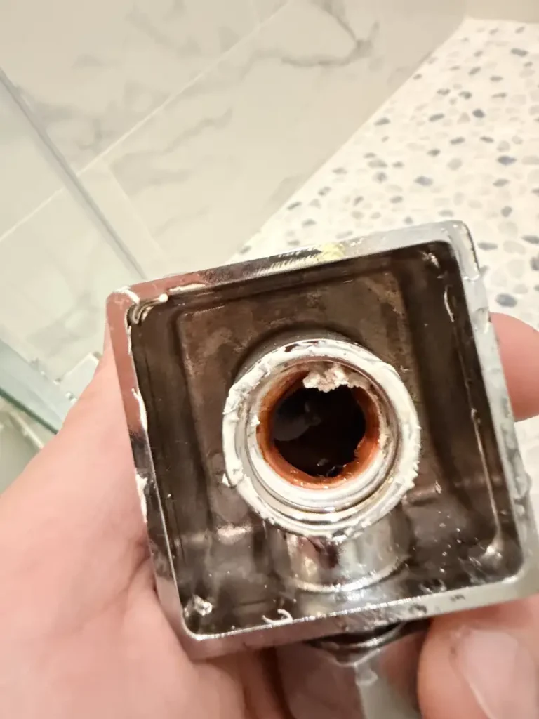 faucet with mineral buildup - what is the difference between hard water and soft water
